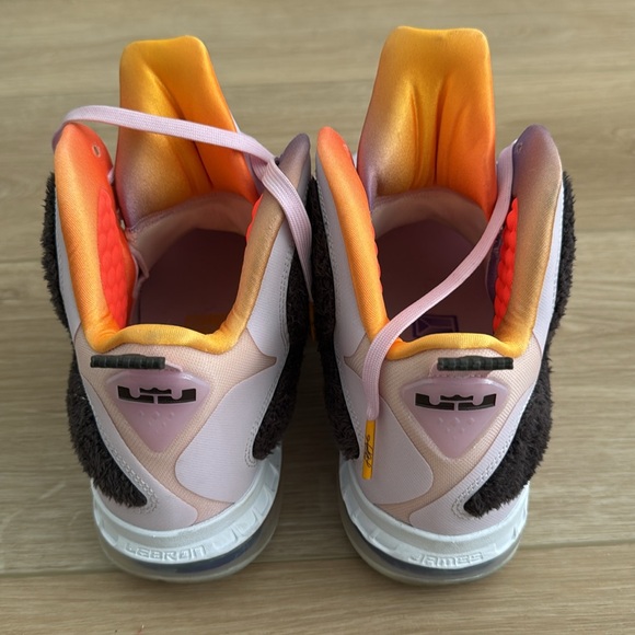 NIKE LEBRON 9 “KING OF LA” 2022 SNEAKERS - Picture 5 of 11